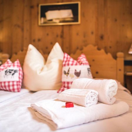 Chalet Alpenrose Bio Wellness Naturhotel Cogolo Exterior foto
